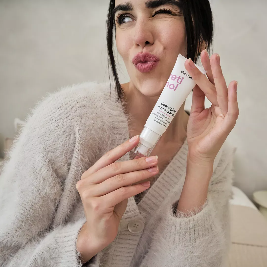 Alessandro Retinol Slow Aging El Kremi 50ml — uygulama detayı